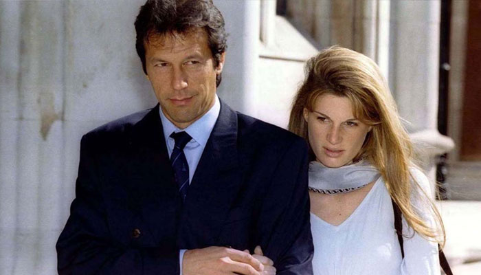 ٹوئٹر پر جمائما گولڈ اسمتھ نے ایک تصویر شیئر کرتے ہوئے ٹوئٹ کی/فوٹوفائل