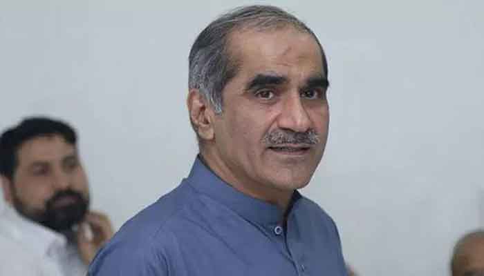 نیب کو روڈ رولر کی طرح استعمال کرنے والے ڈر کیوں رہے ہیں؟ وزیر ریلوے۔ فوٹو: فائل