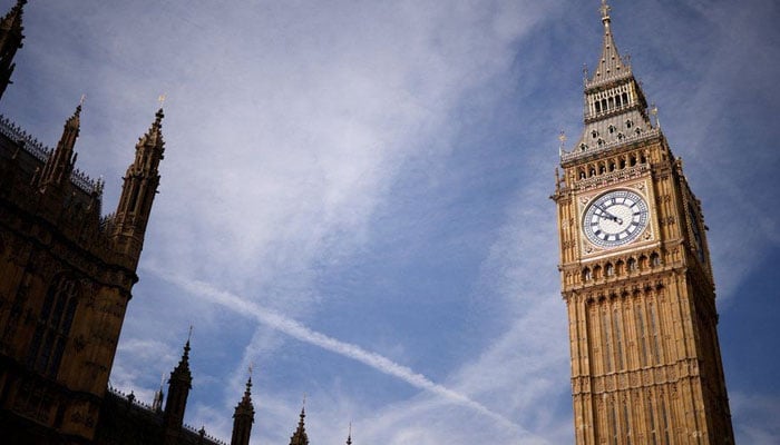 برطانیہ کی حکمراں جماعت کےرکن پارلیمنٹ کو جنسی زیادتی کے الزام میں گرفتار کرلیا گیا۔—فوٹو:رائٹرز