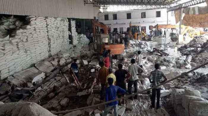 بھارت میں فیکٹری کی دیوار گرنے سے 12 مزدور ہلاک