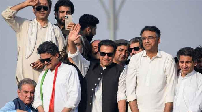 عمران خان کا الیکشن کے اعلان کیلئے حکومت کو 6 روز کا الٹی میٹم