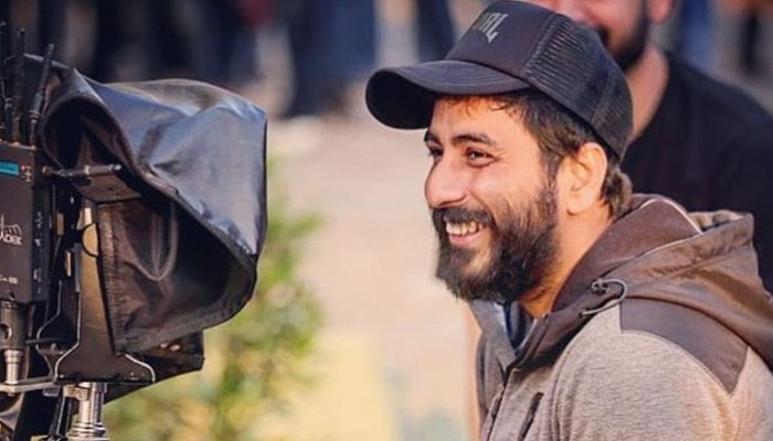 اتنے پیسے میں دے دوں گا: نبیل قریشی—فوٹو فائل