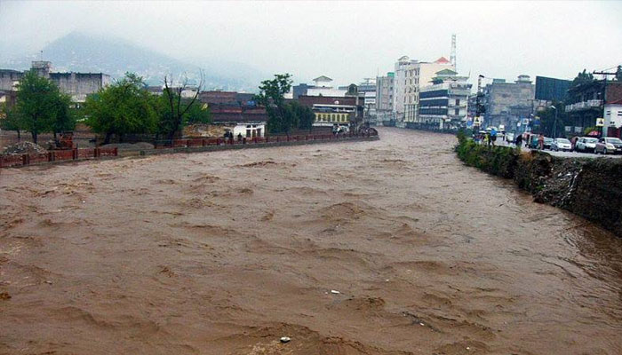 بارش کے نئے اسپیل سے خیبرپختونخوا، گلیات، کشمیر اور گلگت بلتستان کے علاقوں میں لینڈ سلائیڈنگ کا امکان ہے: این ڈی ایم اے/ فائل فوٹو