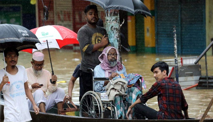 بنگلادیشی حکام نے 2004 میں آنے والے سیلاب کے بعد اسے بدترین سیلاب قرار دیا ہے/ فوٹو بشکریہ بی بی سی