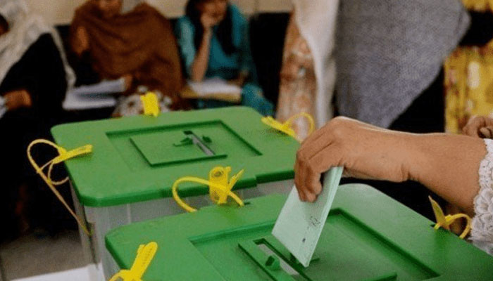 فری اینڈ فیئر الیکشن نیٹ ورک (فافن) نے این اے 240 کراچی ضمنی انتخاب کی رپورٹ جاری کردی۔—فوٹو:فائل