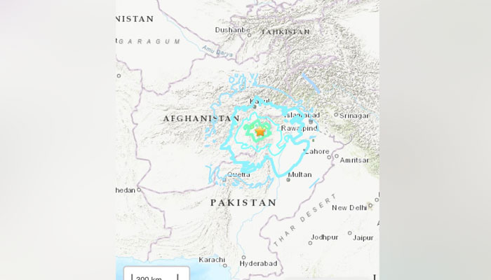 زلزلے کا مرکز پاکستان اور افغانستان کی سرحد تھی جبکہ اس کی گہرائی 54 کلومیٹر تھی۔—فوٹو: جیولوجیکل مرکز