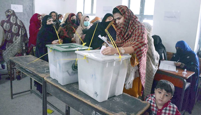 سندھ کے 14 اضلاع میں ہونے والے بلدیاتی انتخابات میں 21 ہزار امیدوار ہیں/ فائل فوٹو