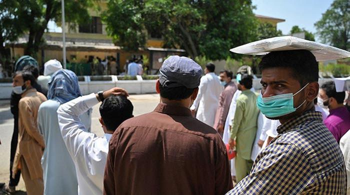 کراچی میں کورونا کی شرح 19 فیصد سے زائد ریکارڈ
