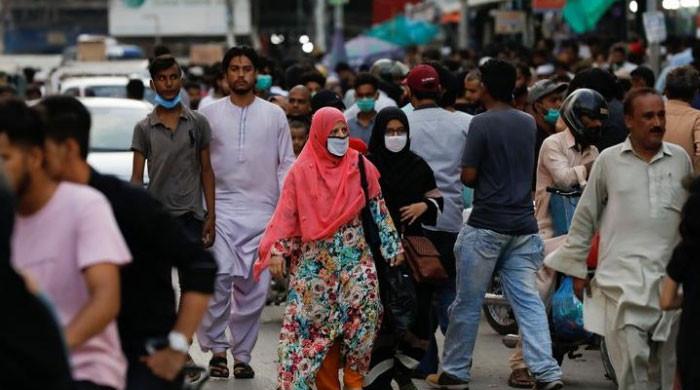 کراچی میں کورونا کی شرح 3 فیصد سے زائد ریکارڈ