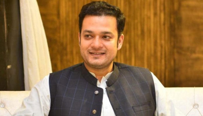 گزشتہ شب ڈپٹی اسپیکر دوست محمد مزاری کے خلاف عدم اعتماد کی تحریک کامیاب ہوگئی تھی جس کے بعد ڈپٹی اسپیکر کی نشست خالی ہوگئی تھی— فوٹو: فائل