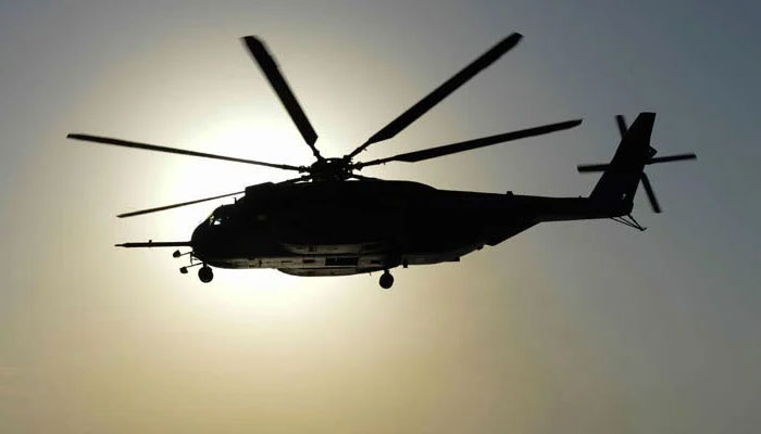 ہیلی کاپٹر کا ملبہ سسی پنہوں مزار کے قریب موسیٰ گوٹھ سے ملا ہے/ فائل فوٹو
