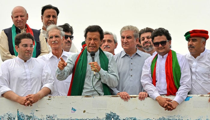 13؍ غیر اعلانیہ اکاؤنٹس میں دو اکاؤنٹس عمران خان کی درخواست پر کھولے گئے جب کہ باقی 11؍ اکاؤنٹس دیگر پارٹی رہنماؤں نے کھولے/ فائل فوٹو