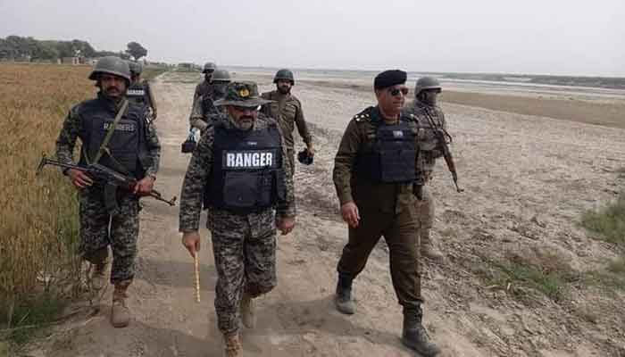 سکھر کے کچے کے علاقے میں ڈاکوؤ ں کے خلاف آپریشن کرکے 4 مغویوں کو بازیاب کروالیا گیا / فائل فوٹو