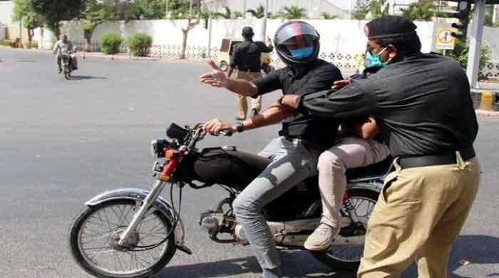 سندھ بھر میں موٹر سائیکل کی ڈبل سواری پر پابندی عائد