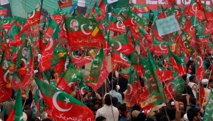 تحریک انصاف کی جانب سے اسلام آباد ہائیکورٹ میں انتخابی شیڈول کو معطل کرنے کی درخواست دائر کی گئی ہے۔ فوٹو فائل