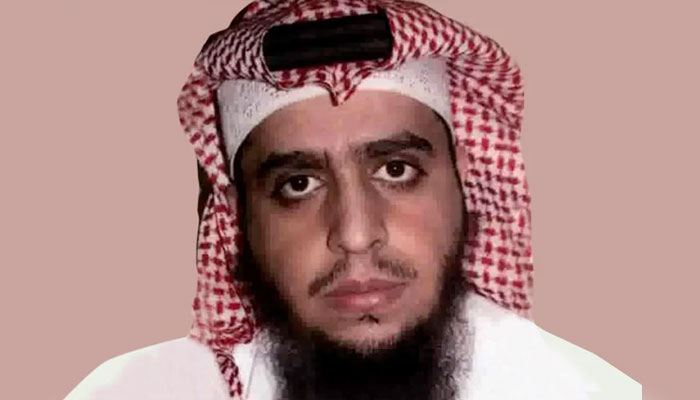 سعودی وزارت داخلہ کی جانب سے جاری بیان میں کہا گیا ہے کہ مطلوبہ شدت پسند عبداللہ بن زايد عبدالرحمٰن البكری الشہری 7 سالوں سے مطلوب تھا— فوٹو: سعودی پریس ایجنسی