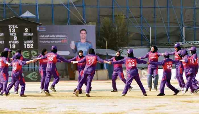 افغانستان کے پاس 2022 کے آخر تک کی ڈیڈ لائن ہے، رکن انٹرنیشنل اولمپکس کمیٹی رکن سمیرا اصغری۔ فوٹو فائل
