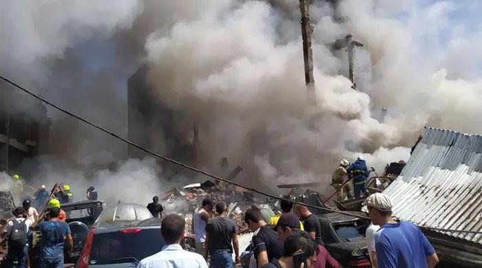آرمینیا میں آتش بازی کے گودام میں  خوفناک دھماکہ، شہر سے انخلا کا حکم