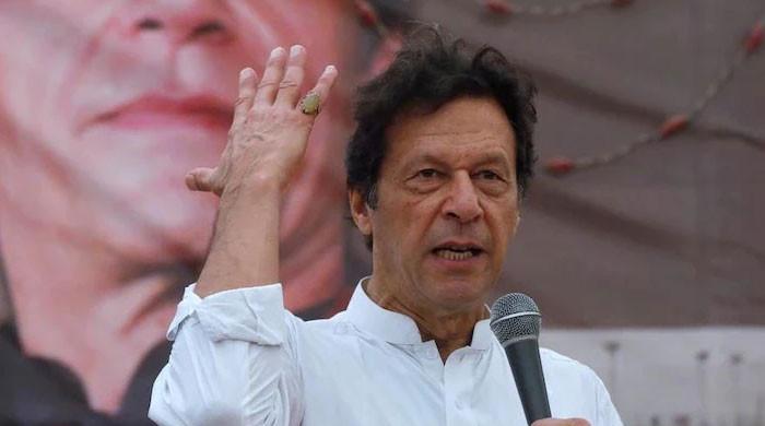 این اے 118ضمنی انتخاب : عمران خان کےکاغذات نامزدگی منظور ہوگئے