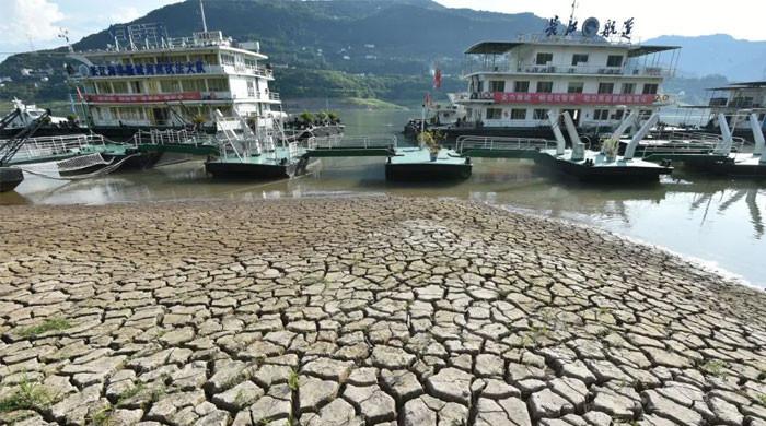 چین کا خشک سالی کے شکار دریائے یانگزی کی بحالی کیلئے مصنوعی بارشوں کا فیصلہ