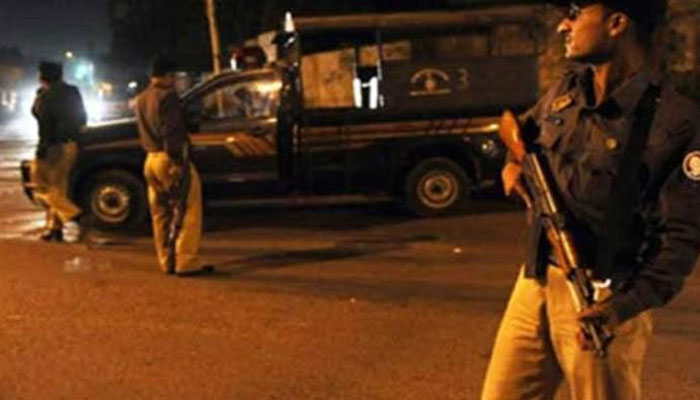 کراچی میں گلستان جوہر میں کار سوار شخص کو ڈاکوؤں نے مزاحمت پر قتل کردیا: پولیس — فوٹو فائل