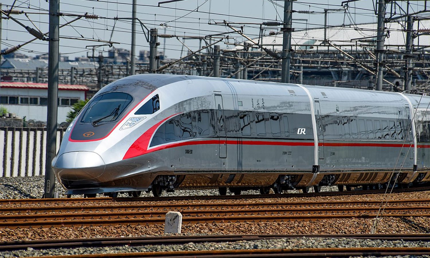 This is the world's fastest train traveling on a conventional track / Image courtesy of Wikipedia