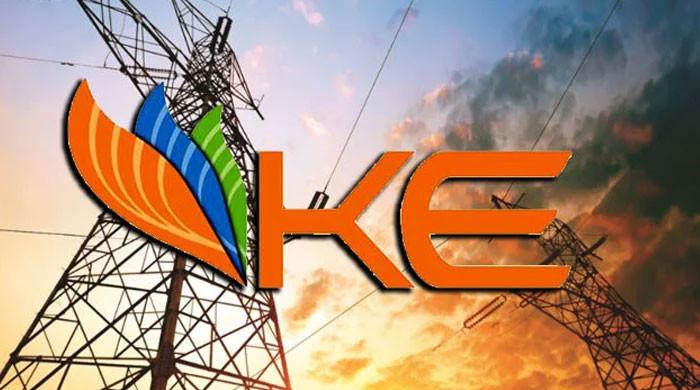 ای سی سی نے کراچی والوں کیلئے فی یونٹ بجلی کی قیمت میں 51 پیسے اضافے کی منظوری دیدی
