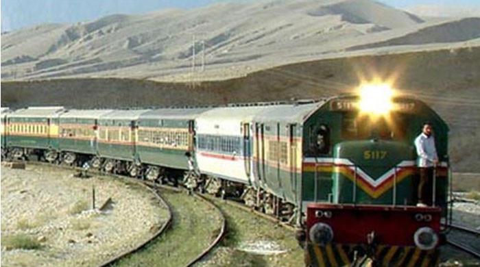 بلوچستان میں مون سون گزرنے کے ایک ماہ بعد بھی ٹرینیں بحال نہ ہو سکیں