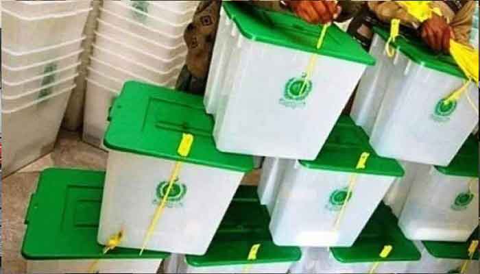 وفاقی حکومت کی جانب سے کراچی میں ضمنی انتخابات مؤخر کرنےکی درخواست پر غور جاری ہے: ذرائع۔ فوٹو فائل