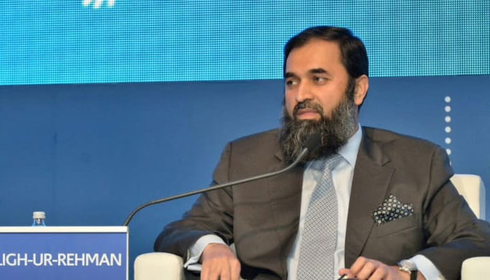 تعلیمی اداروں کا فورم نفرت اور سیاسی ایجنڈا کی ترویج کے لیے استعال نہیں ہونا چاہیے: گورنر پنجاب بلیغ الرحمان/ فائل فوٹو