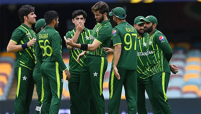 پاکستان اگر اپنے دونوں میچز جیت بھی جائے تو اسے جنوبی افریقا یا بھارت کی ان کے آخری میچز میں اپ سیٹ شکست درکار ہوگی— فوٹو: فائل