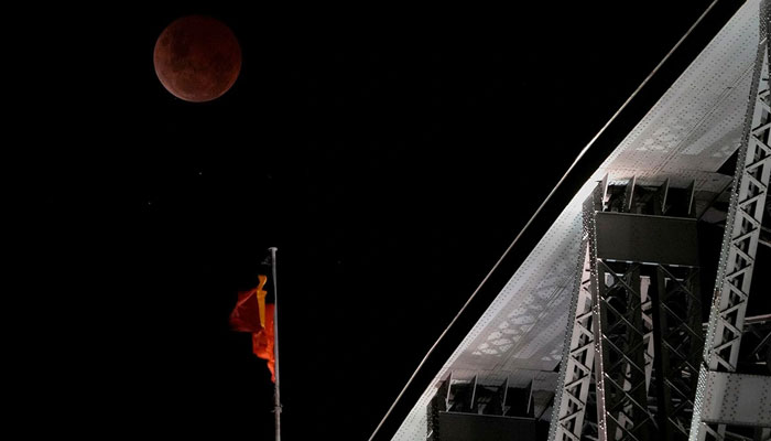 سڈنی میں چاند گرہن کا نظارہ / اے پی فوٹو