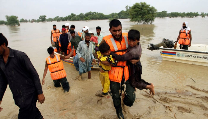 دادو کے سیلاب سے متاثرہ علاقوں میں وبائی امراض تیزی سے پھیلنے لگے/ فائل فوٹو