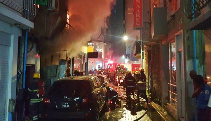 The fire broke out in the garage of the building where vehicles are repaired: reports/photos social media