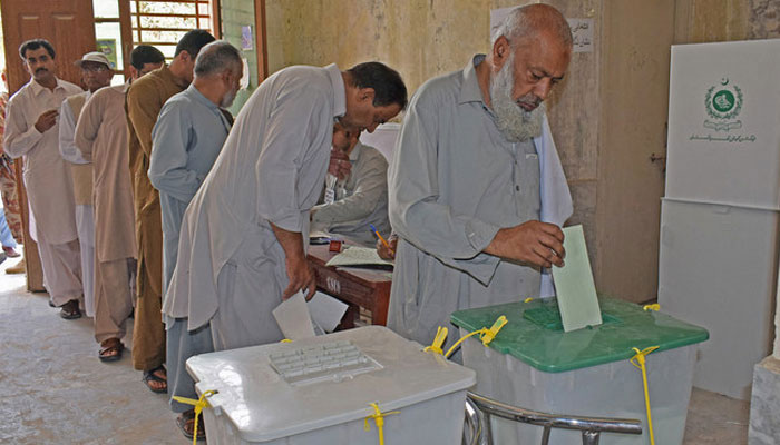 سندھ کابینہ نے مزید 90 روزکی تاخیر سے الیکشن کرانے کی تجویزمنظور کرلی— فوٹو:فائل