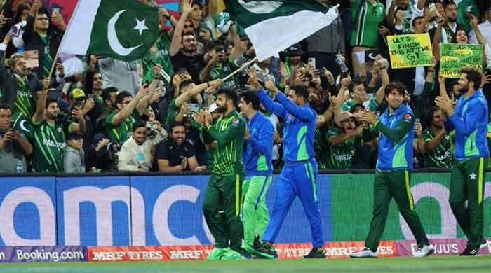 ٹی ٹوئنٹی ورلڈکپ کی ٹیم آف دی ٹورنامنٹ کا اعلان، دو پاکستانی کھلاڑی بھی شامل