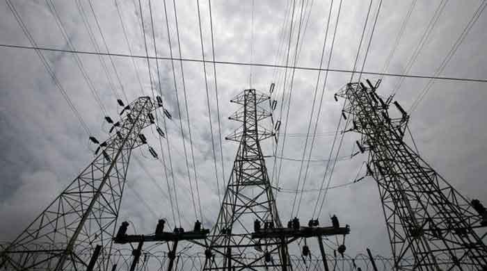 کراچی والوں کیلئے بجلی 2 روپے 14 پیسے فی یونٹ سستی کرنیکی منظوری