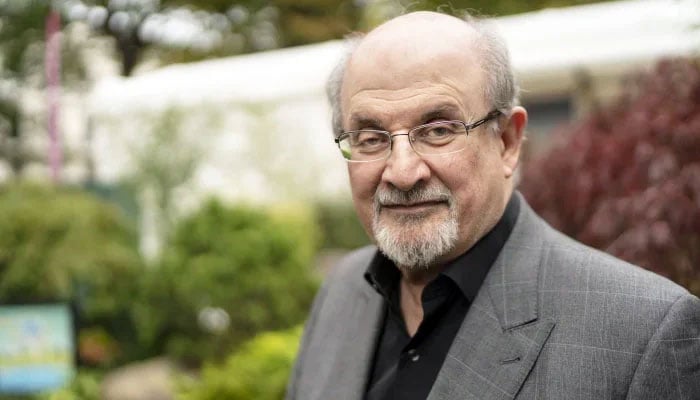 ملعون سلمان رشدی / فائل فوٹو