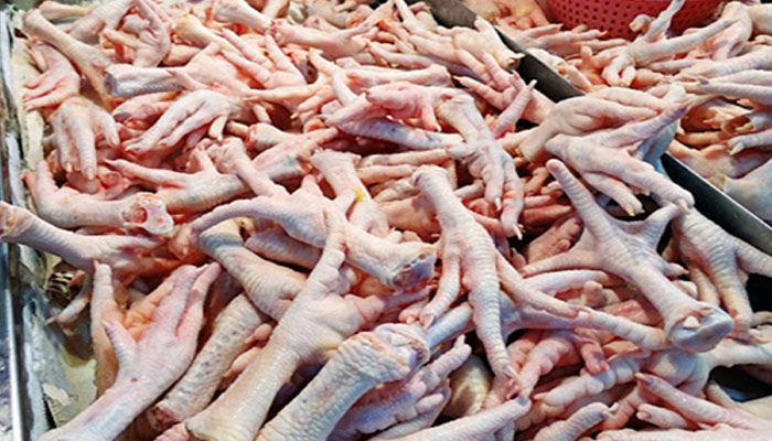 In Egypt, where 30 percent of the country's population lives below the poverty line, eating chicken feet is considered a sign of poverty.