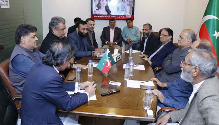 Bilateral meeting for Mayor ends inconclusive: sources Photo by PTI