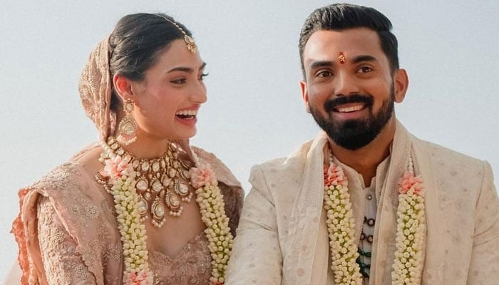 Actress Athiya Shetty, daughter of Bollywood action hero Sunil Shetty and Indian cricketer KL Rahul got married - Photo: Social Media