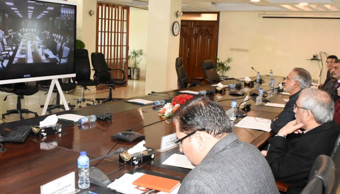 Finance Minister Ishaq Dar has reiterated his commitment that the usury system will be abolished in the country within five years and Islamic financing will be introduced. Photo: Ministry of Finance.