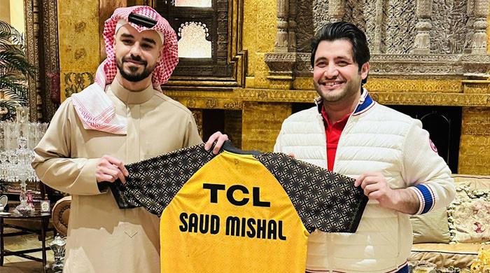 پشاور زلمی سعودی عرب کی کرکٹ ٹیم سے میچ کھیلے گی: جاوید آفریدی
