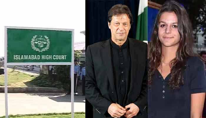 گزشتہ روز چیئرمین تحریک انصاف عمران خان نے اپنی مبینہ بیٹی ٹیریان سے متعلق کیس میں تحریری جواب عدالت میں جمع کروایا تھا۔ فوٹو فائل