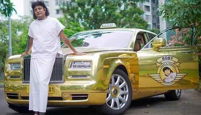 A day's fare for an expensive Rolls-Royce taxi is INR 25,000.  Photo social media