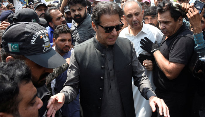 An application to set aside Imran Khan's decision has been prepared, it will be filed in the Islamabad High Court today: PTI Legal Team Sources — Photo: File