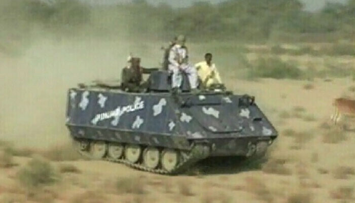 سندھ کابینہ نے پولیس کے لیے فنڈز منظور کرکے ملٹری گریڈ اسلحہ خریدنے کی منظوری دے دی/ فائل فوٹو