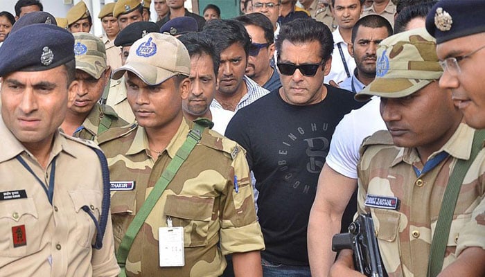 Mumbai Police has registered a case of alleged threats against gangster Lawrence Bishnoi and others at the Bandra Police Station on the complaint of a close associate of Salman Khan: Indian Media - Photo: File