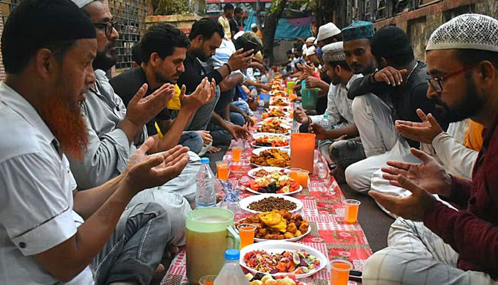 وزیراعظم شہبازشریف نے رمضان المبارک میں بجلی کی بل اتعطل فراہمی کی ہدایت کی ہے/ فائل فوٹو