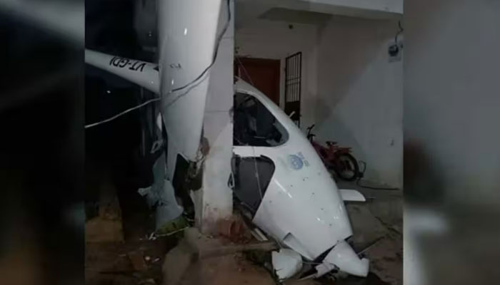 The plane crashed into a residential building shortly after take-off / Photo Indian Media